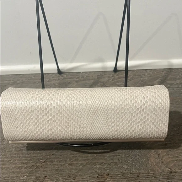 Jimmy Choo Python Sunglasses Case - Picture 5 of 8